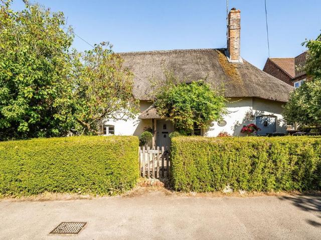 3 bedroom cottage for sale