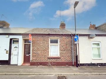 2 bedroom cottage for sale