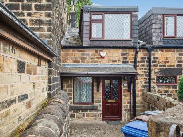 2 bedroom cottage for sale