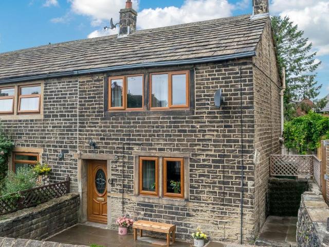2 bedroom cottage for sale