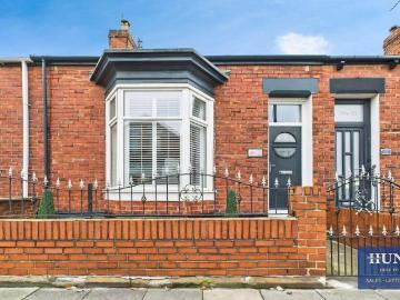 2 bedroom cottage for sale