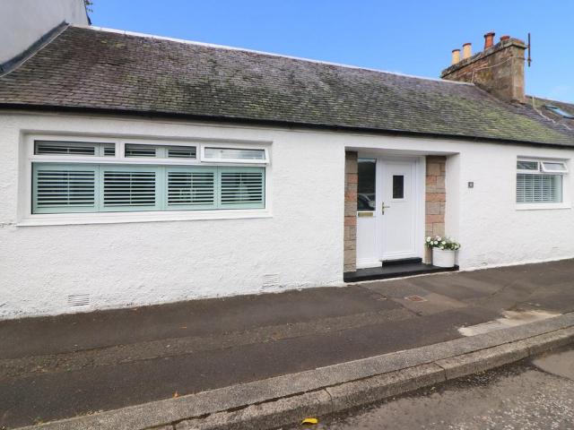 2 bedroom cottage for sale