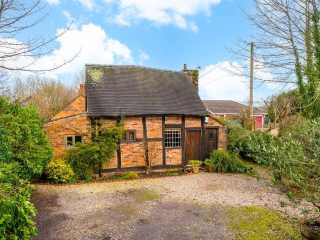 2 bedroom cottage for sale