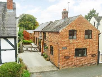 4 bedroom cottage for sale