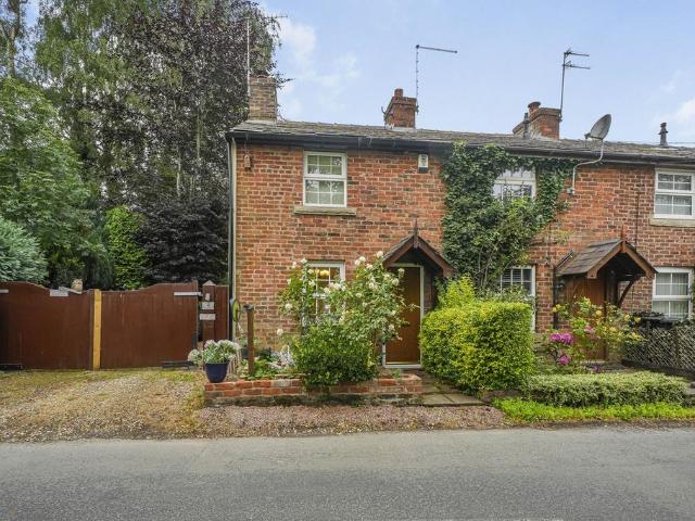2 bedroom cottage for sale