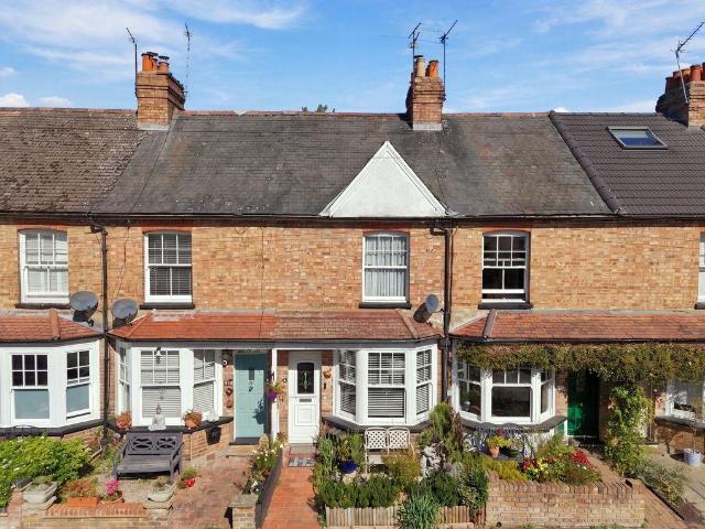 2 bedroom cottage for sale