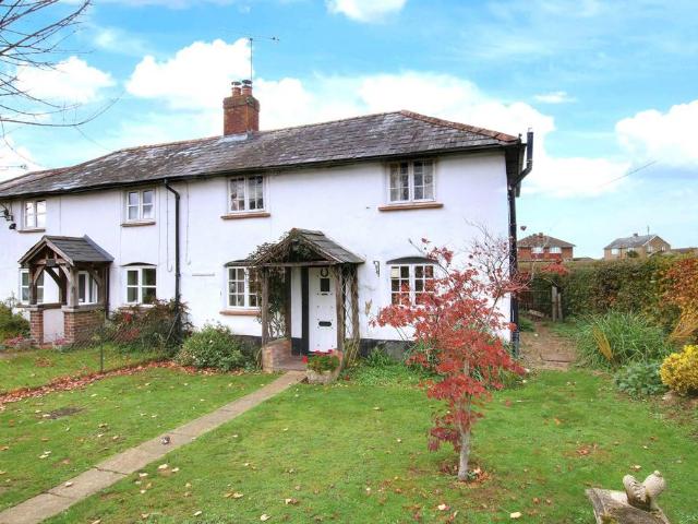 2 bedroom cottage for sale