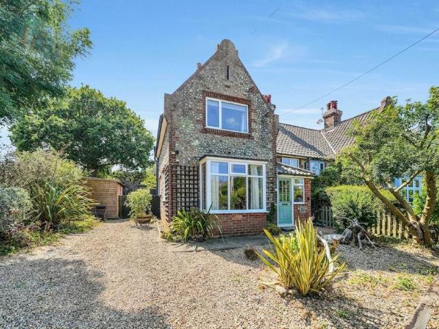 2 bedroom cottage for sale