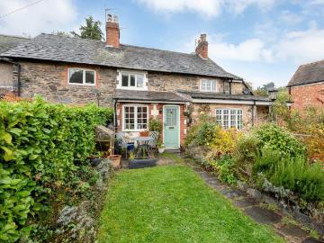 2 bedroom cottage for sale