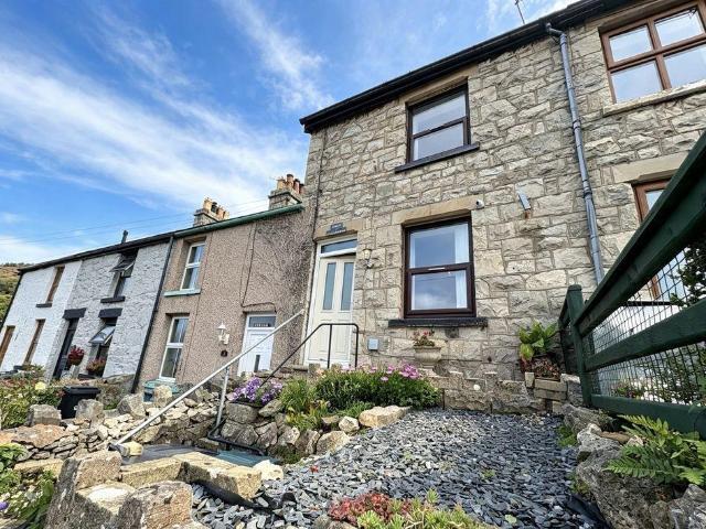 2 bedroom cottage for sale