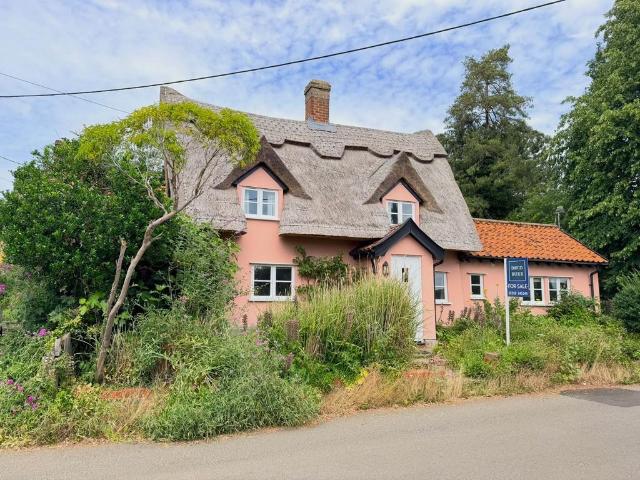 2 bedroom cottage for sale
