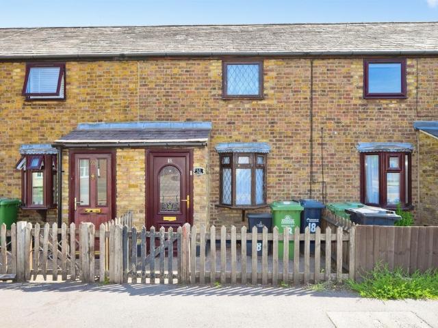 2 bedroom cottage for sale