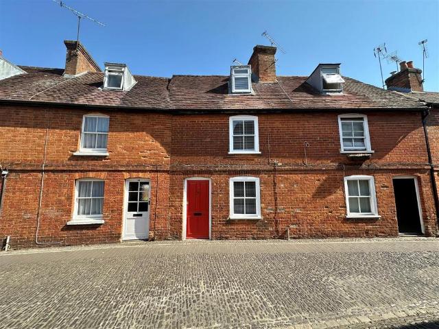 2 bedroom cottage for sale