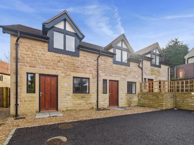 2 bedroom cottage for sale