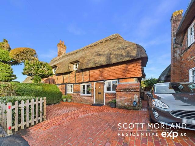 2 bedroom cottage for sale