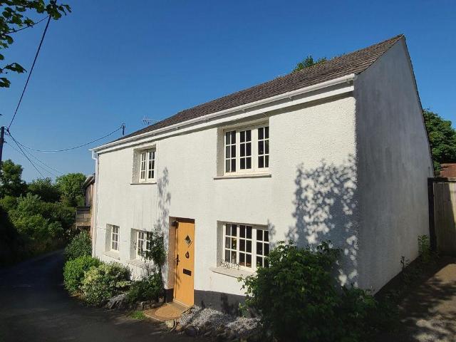 2 bedroom cottage for sale