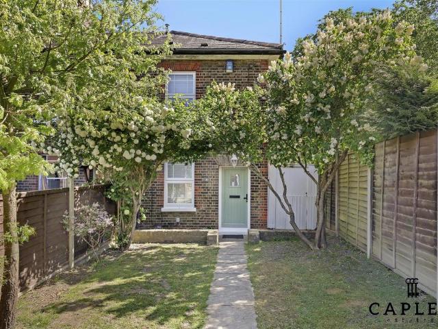 2 bedroom cottage for sale