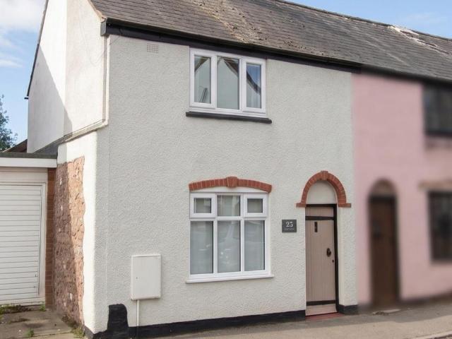 2 bedroom cottage for sale