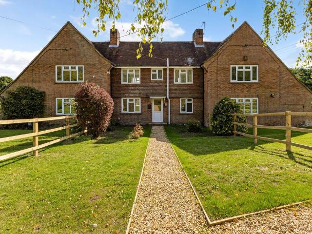 2 bedroom cottage for sale