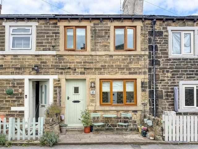 2 bedroom cottage for sale