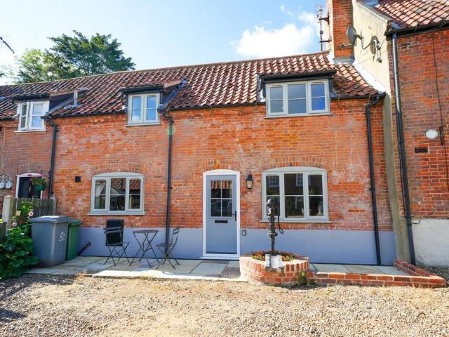 2 bedroom cottage for sale