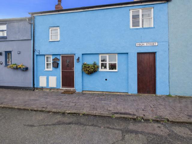 2 bedroom cottage for sale