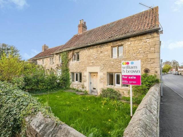 2 bedroom cottage for sale