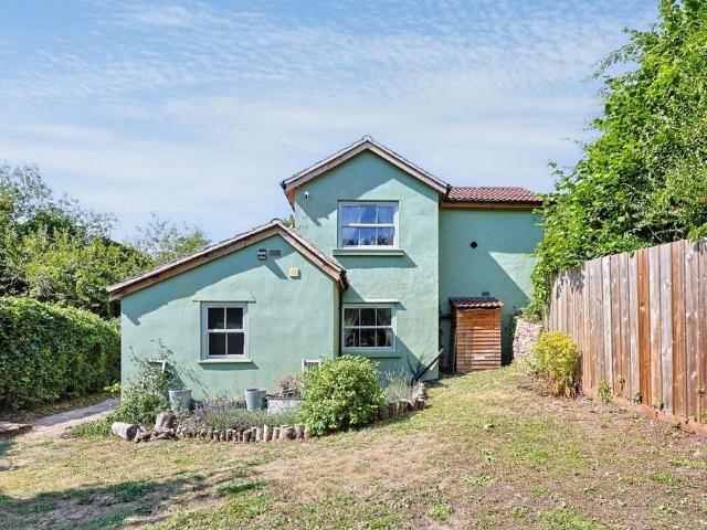 2 bedroom cottage for sale