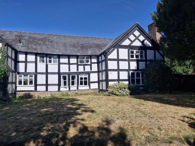 2 bedroom cottage for sale