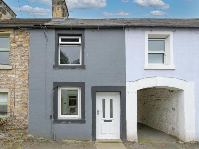 2 bedroom cottage for sale