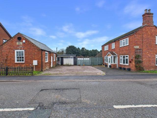 2 bedroom cottage for sale