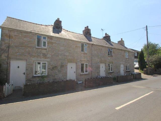 2 bedroom cottage for sale