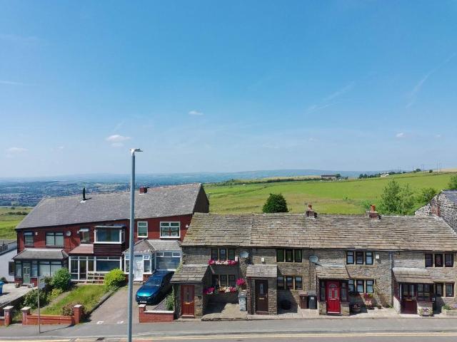 2 bedroom cottage for sale