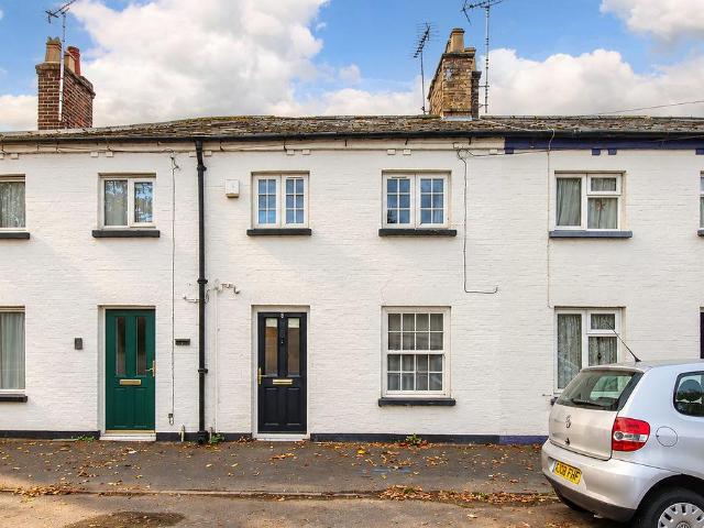 2 bedroom cottage for sale