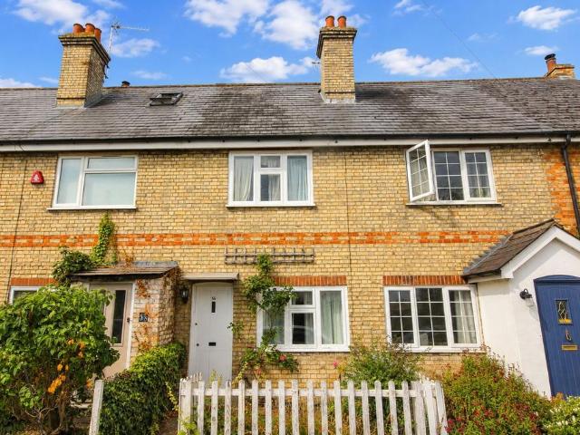 2 bedroom cottage for sale