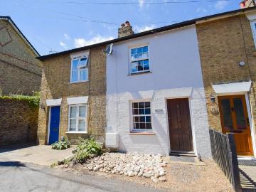 2 bedroom cottage for sale