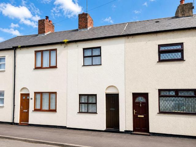 2 bedroom cottage for sale