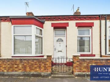 2 bedroom cottage for sale