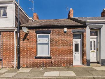2 bedroom cottage for sale