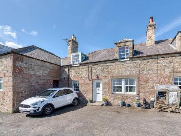2 bedroom cottage for sale