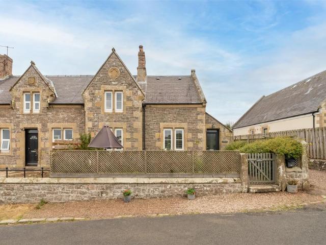 2 bedroom cottage for sale