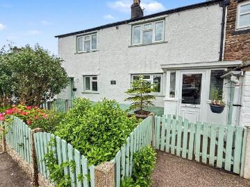 2 bedroom cottage for sale