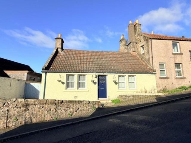 2 bedroom cottage for sale