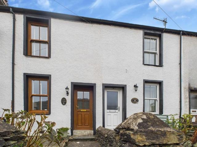 2 bedroom cottage for sale