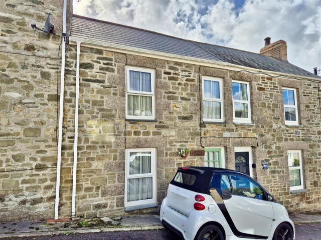 2 bedroom cottage for sale