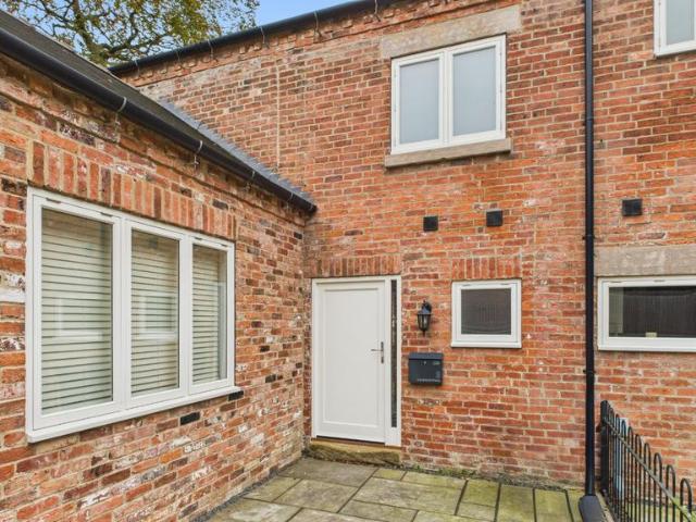 2 bedroom cottage for sale