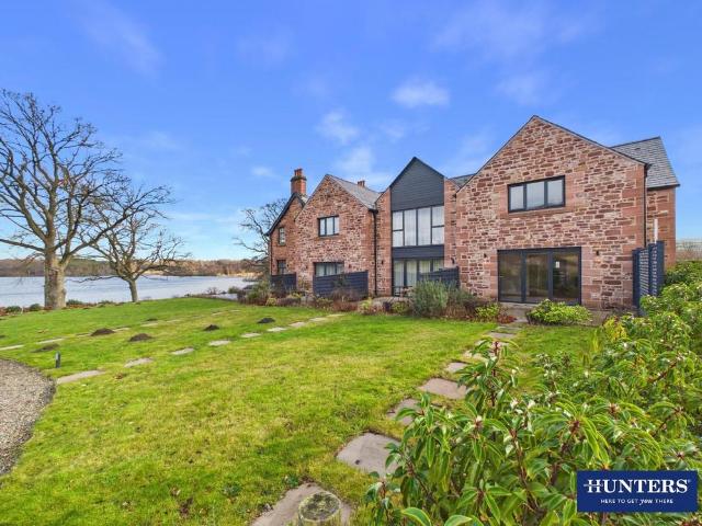 2 bedroom cottage for sale
