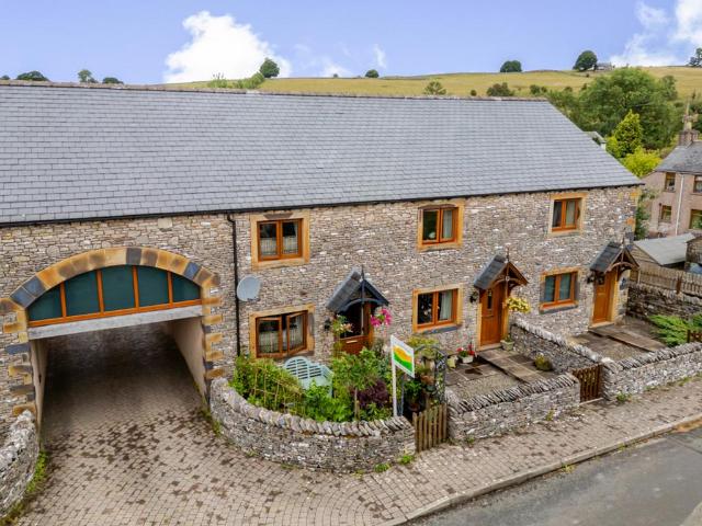2 bedroom cottage for sale