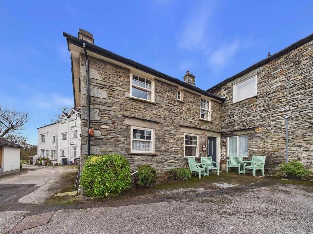 2 bedroom cottage for sale