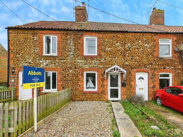 2 bedroom cottage for sale